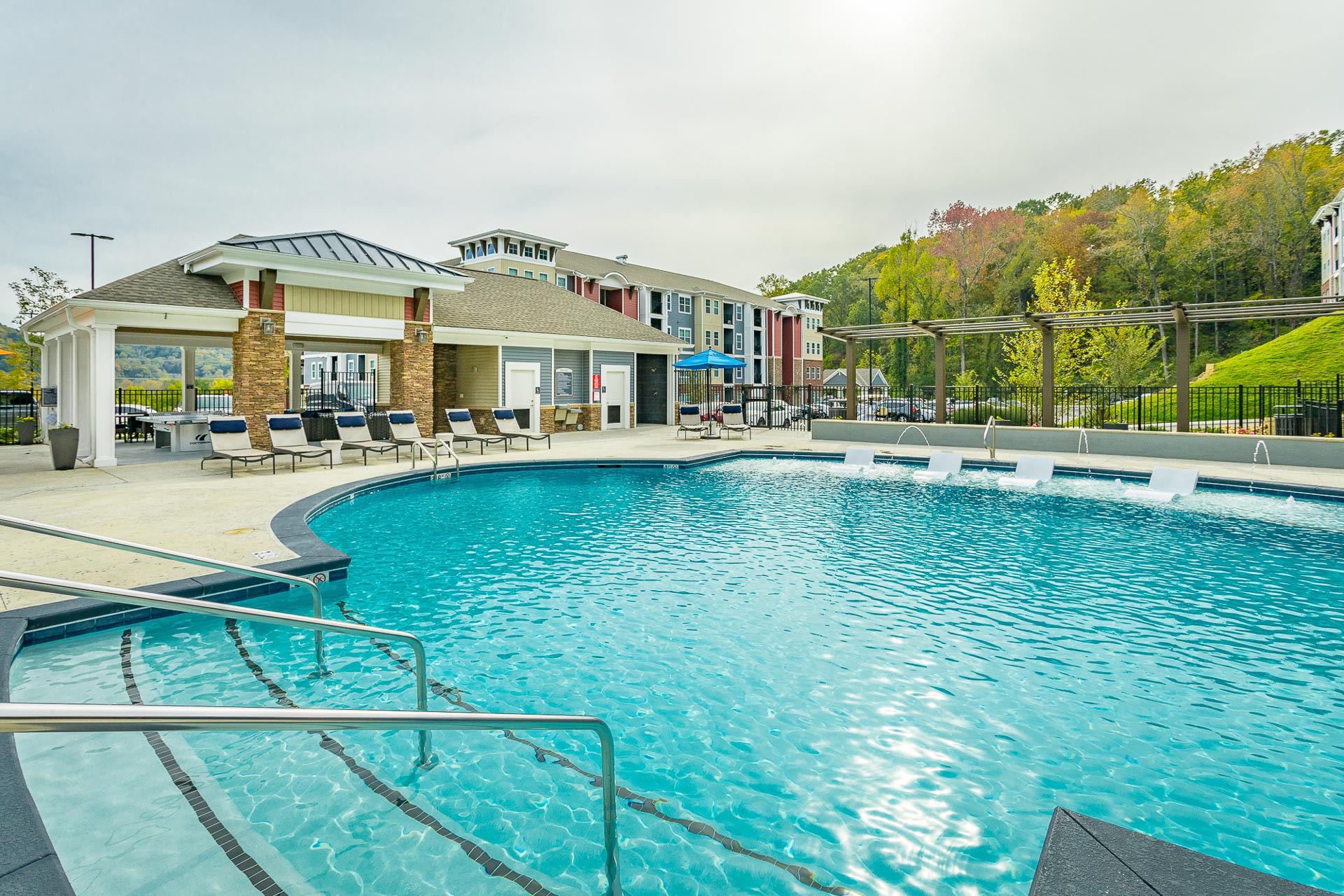 Petfriendly apartments in Chattanooga, TN Hawthorne at the W